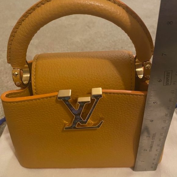 *AUTHENTIC* Louis Vuitton Mini Taurillon Capucines - Orange with Mother of Pearl - Picture 9 of 10